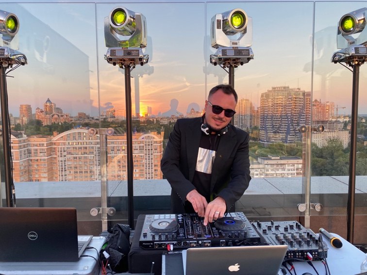 DJ на мероприятие в Варшаве - Corporate Event DJ